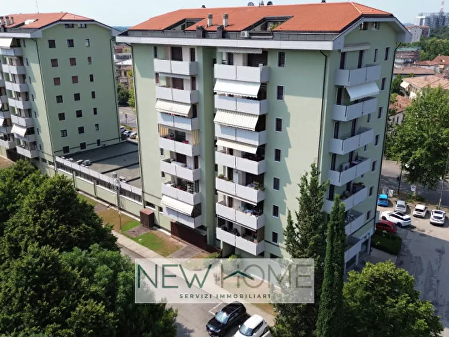 Immagine 31 di Appartamento in vendita  in Via Cesena 16 a Verona