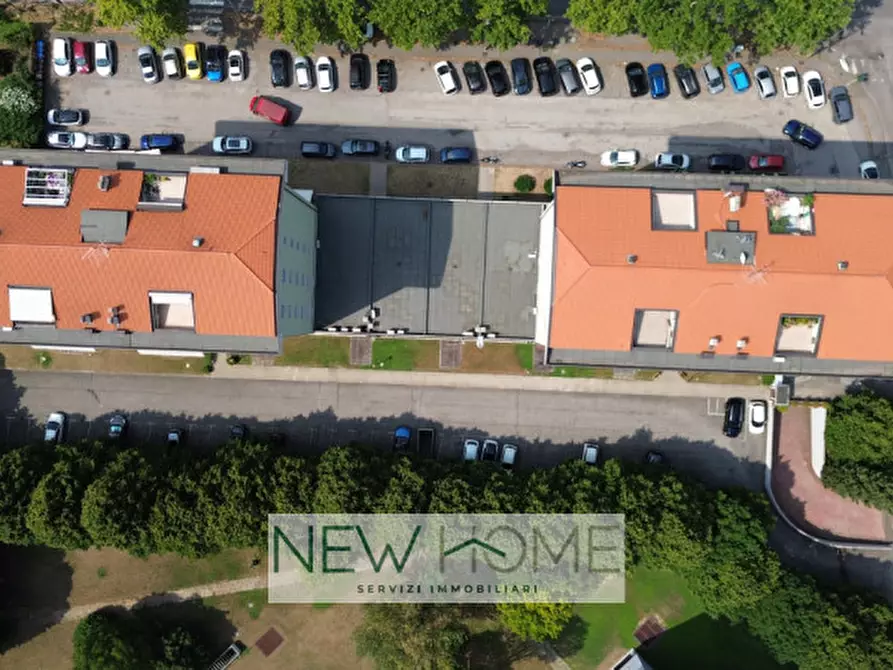 Immagine 32 di Appartamento in vendita  in Via Cesena 16 a Verona