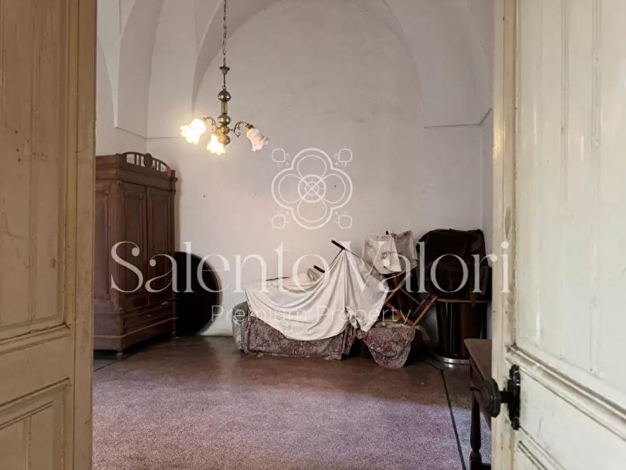 Immagine 12 di Casa indipendente in vendita  in Via Roma 24 a Parabita