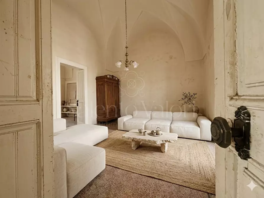 Immagine 14 di Casa indipendente in vendita  in Via Roma 24 a Parabita