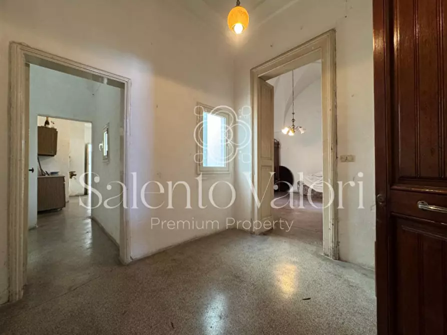 Immagine 16 di Casa indipendente in vendita  in Via Roma 24 a Parabita