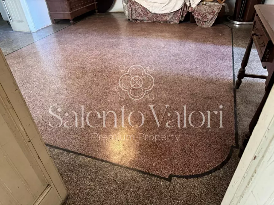 Immagine 21 di Casa indipendente in vendita  in Via Roma 24 a Parabita