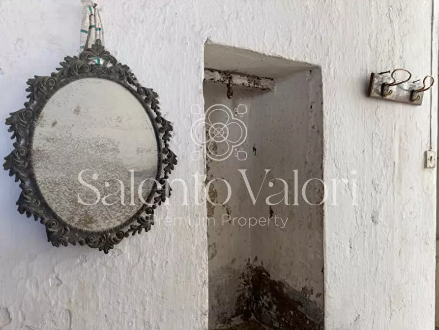 Immagine 29 di Casa indipendente in vendita  in Via Roma 24 a Parabita