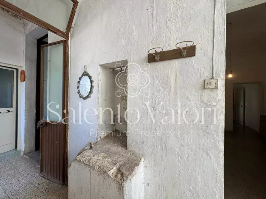 Immagine 31 di Casa indipendente in vendita  in Via Roma 24 a Parabita