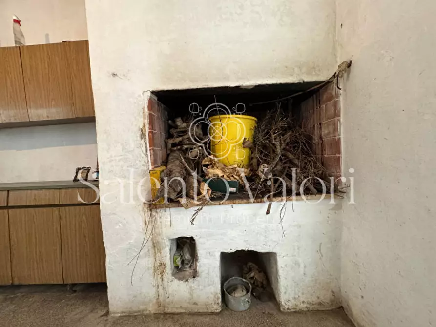 Immagine 31 di Casa indipendente in vendita  in Via Roma 24 a Parabita