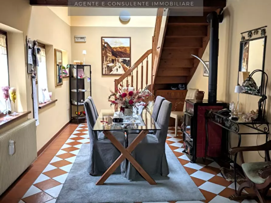 Immagine 2 di Villetta a schiera in vendita  a Vittorio Veneto