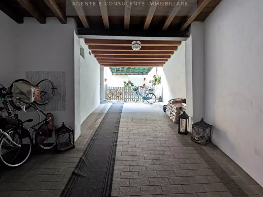 Immagine 17 di Villetta a schiera in vendita  a Vittorio Veneto