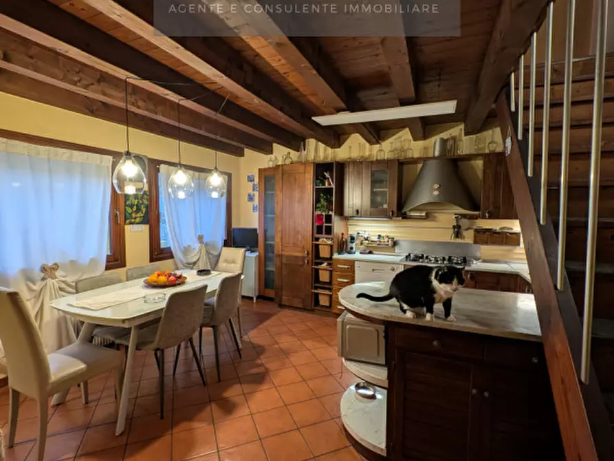 Immagine 36 di Villetta a schiera in vendita  a Vittorio Veneto