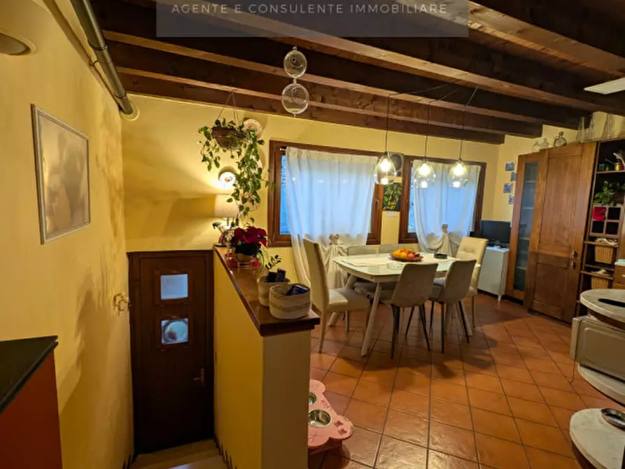 Immagine 38 di Villetta a schiera in vendita  a Vittorio Veneto