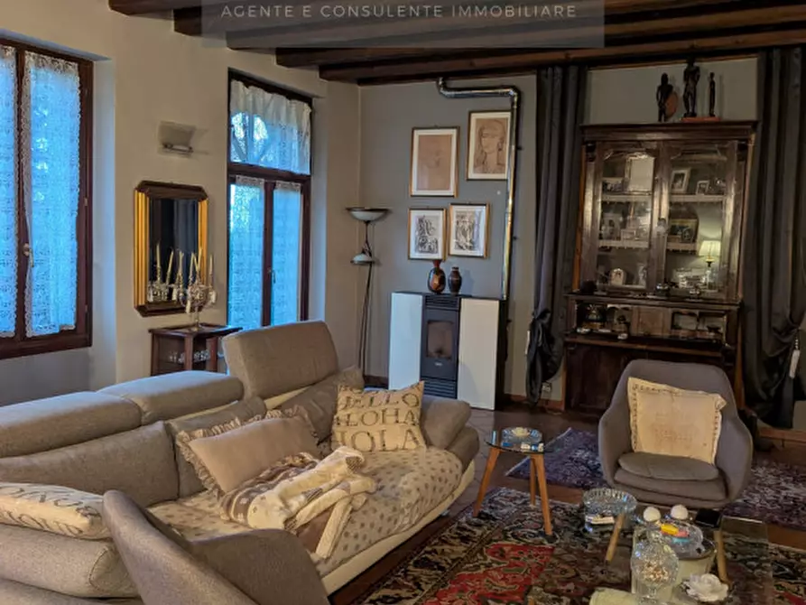 Immagine 44 di Villetta a schiera in vendita  a Vittorio Veneto