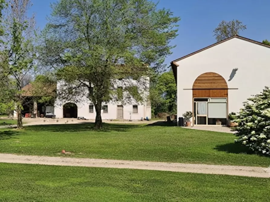 Immagine 1 di Rustico / casale in vendita  in Via Pieve a Riese Pio x