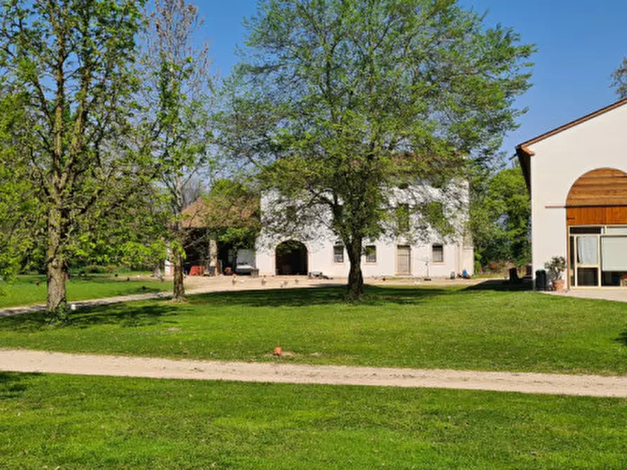 Immagine 2 di Rustico / casale in vendita  in Via Pieve a Riese Pio x