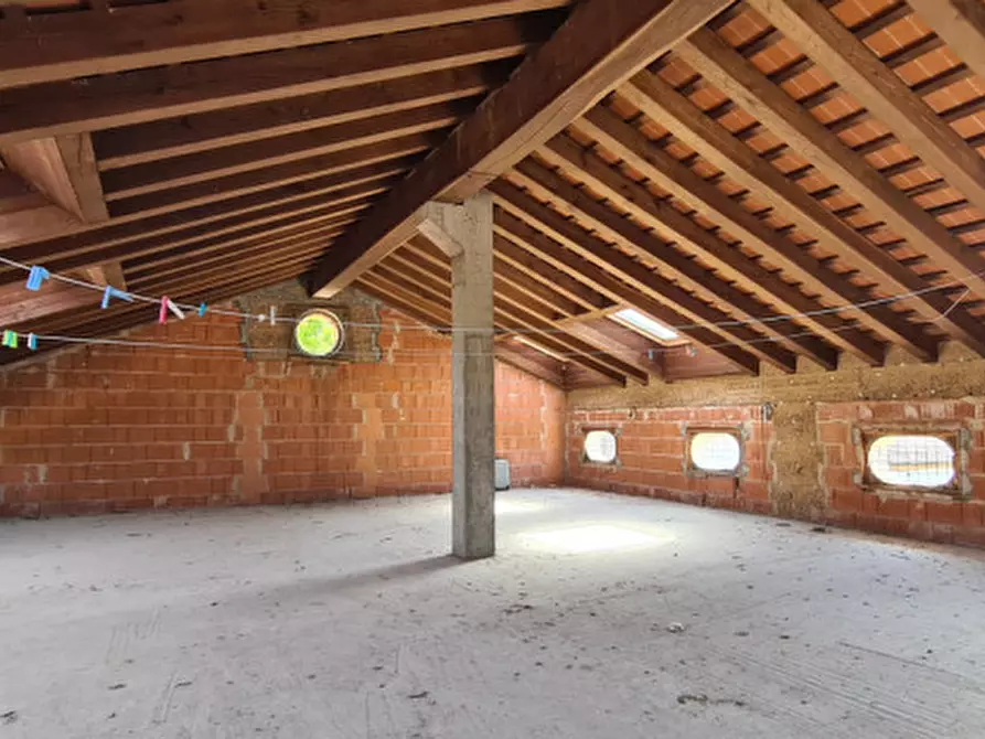 Immagine 9 di Rustico / casale in vendita  in Via Pieve a Riese Pio x