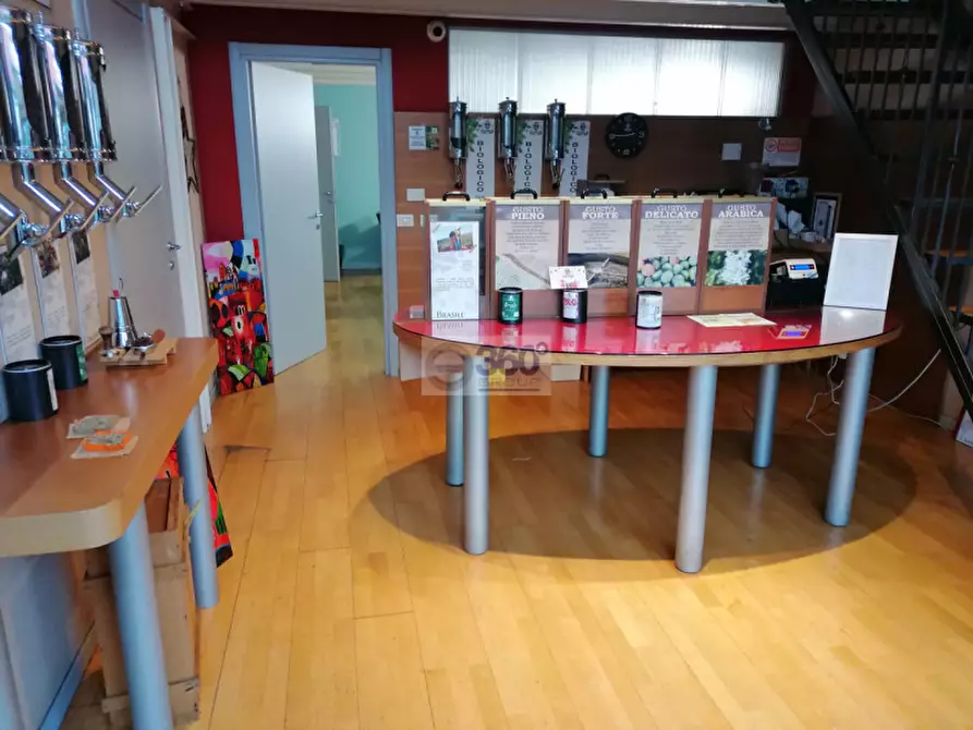 Immagine 2 di Capannone industriale in vendita  in via Benedetto Castelli 31 a Gussago