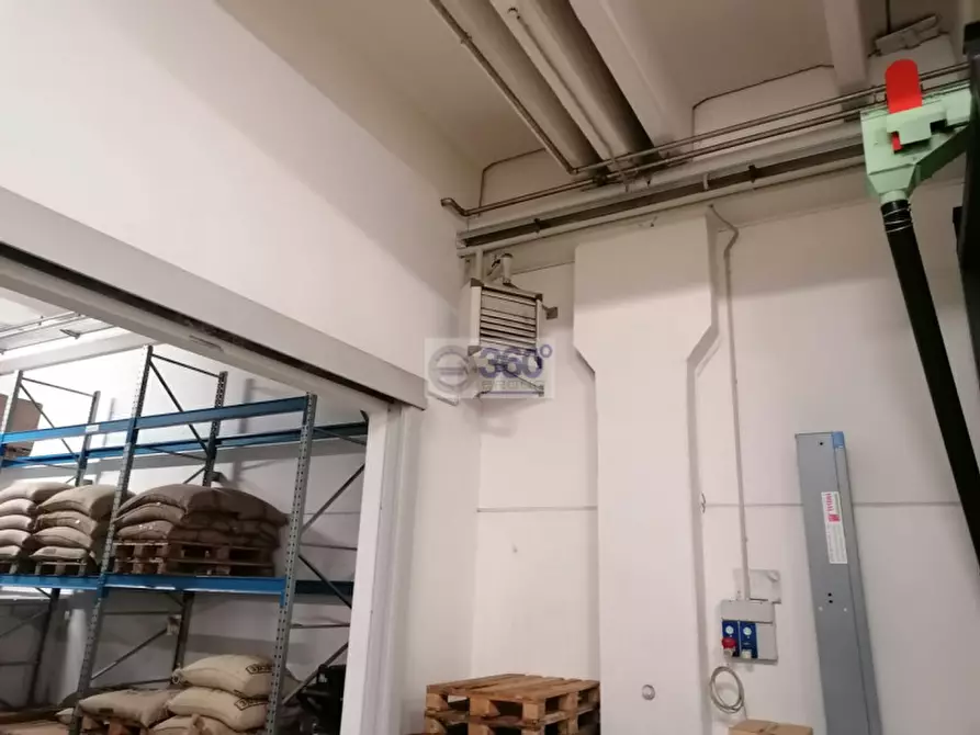 Immagine 19 di Capannone industriale in vendita  in via Benedetto Castelli 31 a Gussago