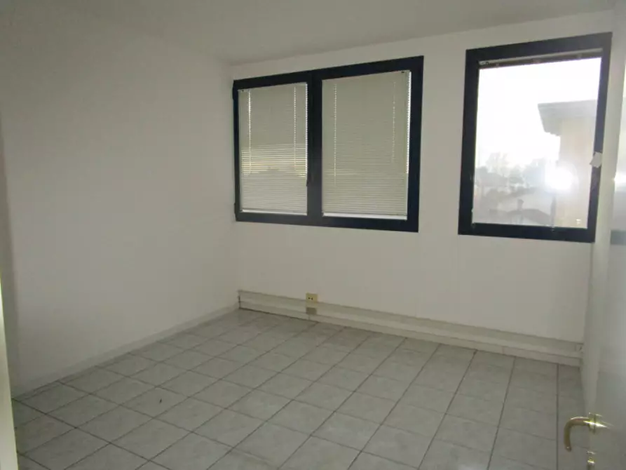 Immagine 3 di Ufficio in affitto  in via panà a Noventa Padovana