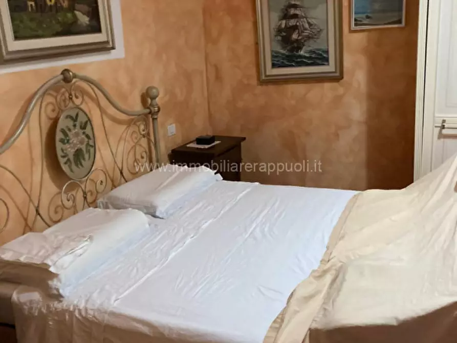 Immagine 4 di Appartamento in vendita  a Sinalunga