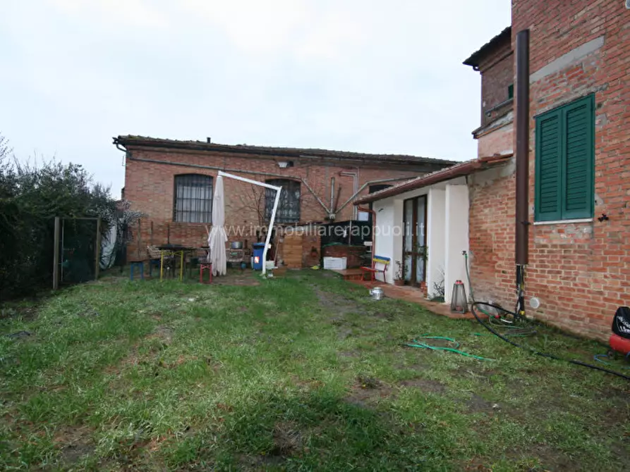 Immagine 12 di Appartamento in vendita  a Sinalunga