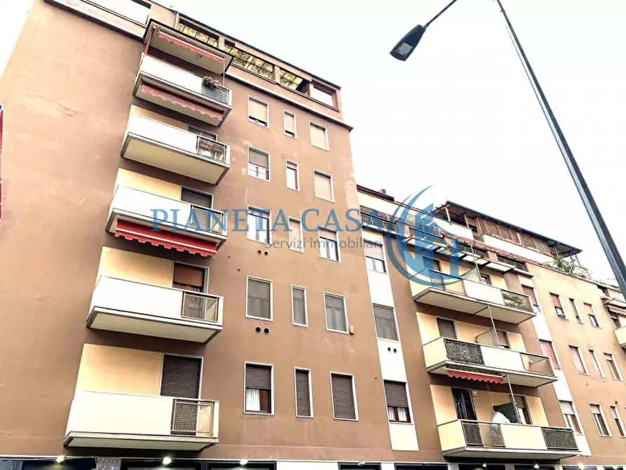 Immagine 10 di Appartamento in vendita  in Via Farini 64 Milano a Milano