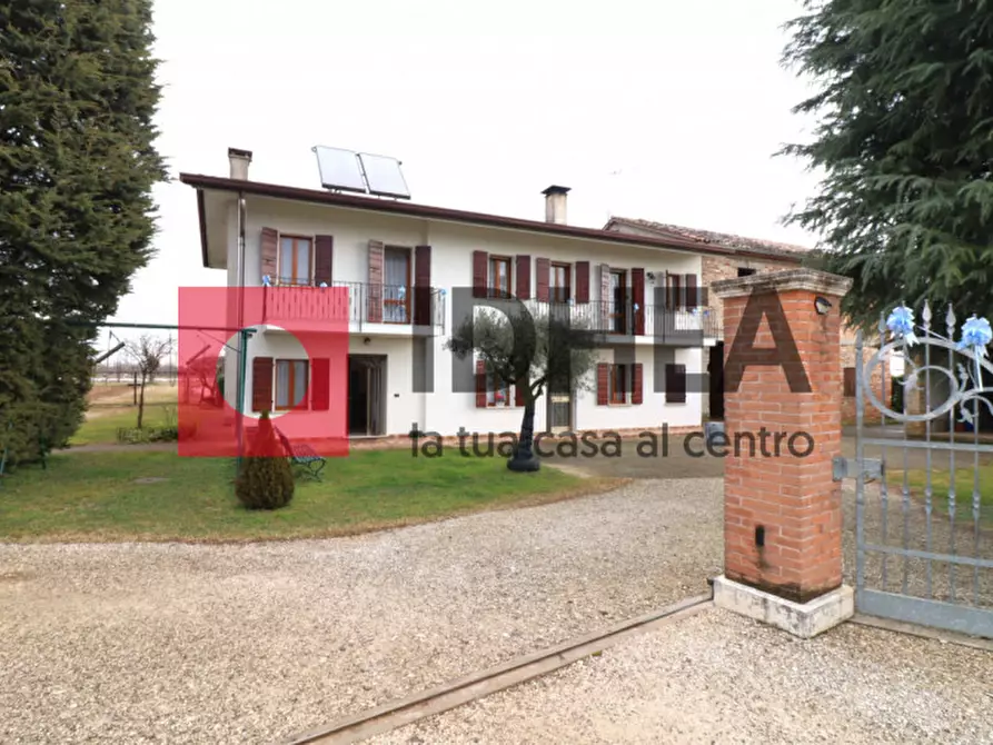 Immagine 1 di Casa indipendente in vendita  in Via Sambugo a Ponzano Veneto