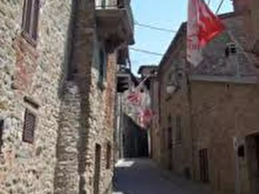 Immagine 7 di Appartamento in vendita  a Passignano Sul Trasimeno