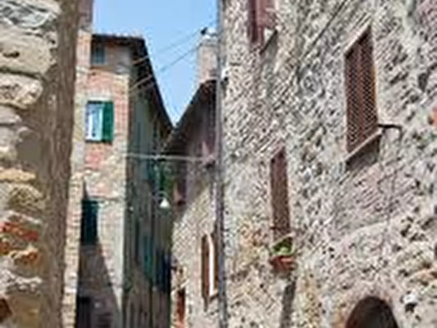 Immagine 8 di Appartamento in vendita  a Passignano Sul Trasimeno