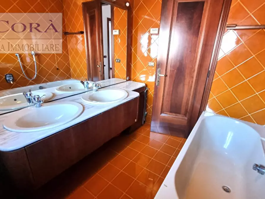 Immagine 8 di Casa bifamiliare in vendita  in Via A.Oliveros a Teolo