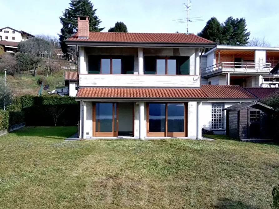 Immagine 4 di Casa indipendente in vendita  in via moroni 37 a Besozzo