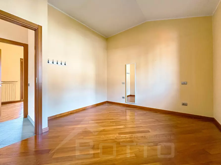 Immagine 31 di Casa indipendente in vendita  in via moroni 37 a Besozzo