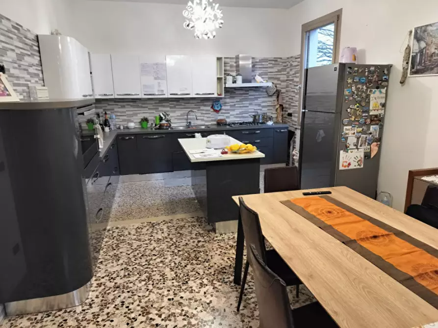 Immagine 3 di Casa indipendente in vendita  in Via Giacomo Matteotti a Sorbolo Mezzani