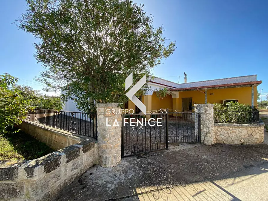 Immagine 1 di Casa indipendente in vendita  in C.da Uacella a Locorotondo