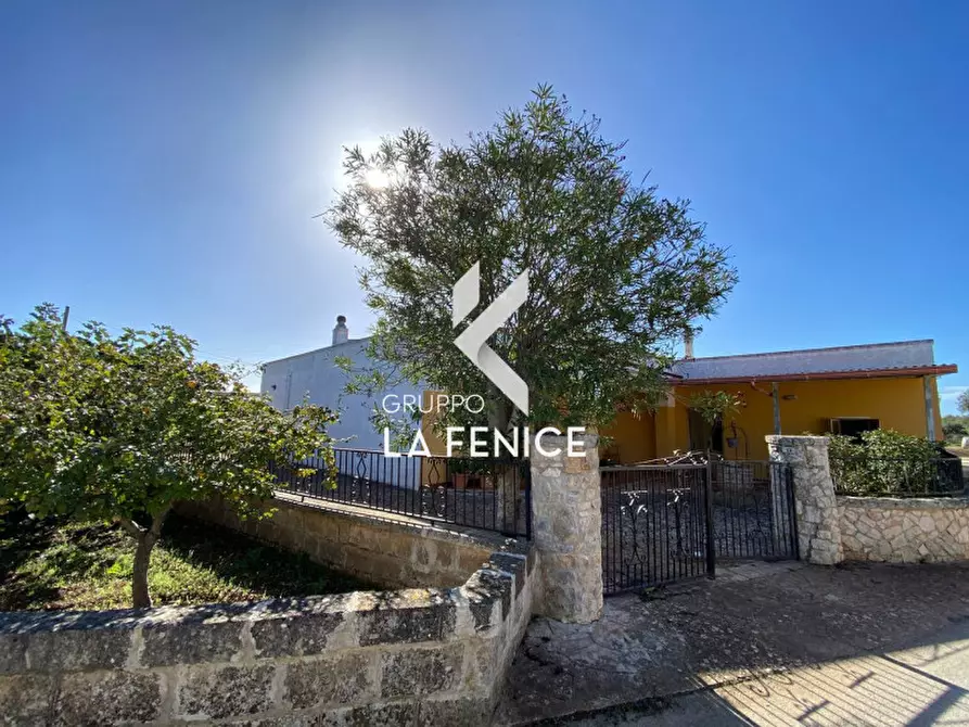 Immagine 3 di Casa indipendente in vendita  in C.da Uacella a Locorotondo