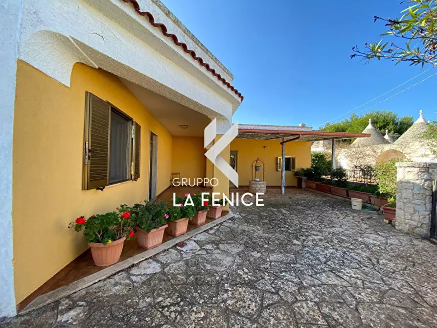 Immagine 10 di Casa indipendente in vendita  in C.da Uacella a Locorotondo