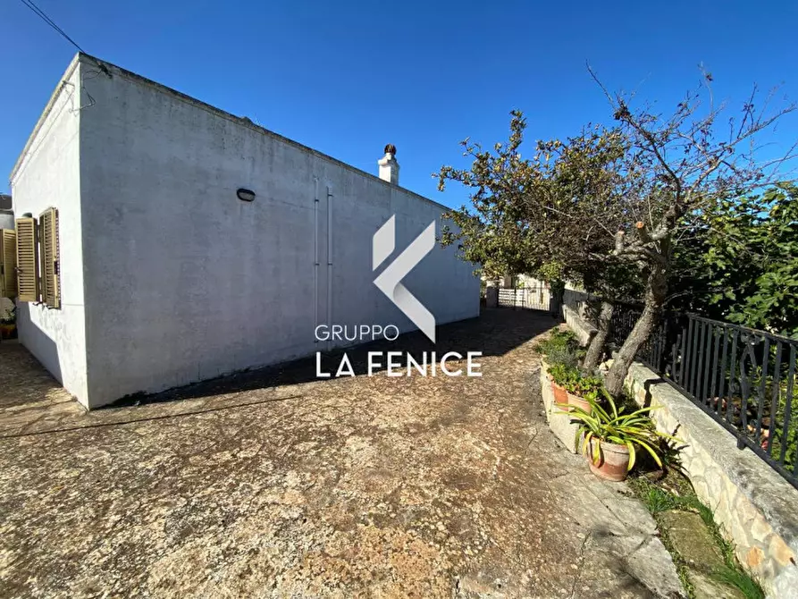 Immagine 54 di Casa indipendente in vendita  in C.da Uacella a Locorotondo