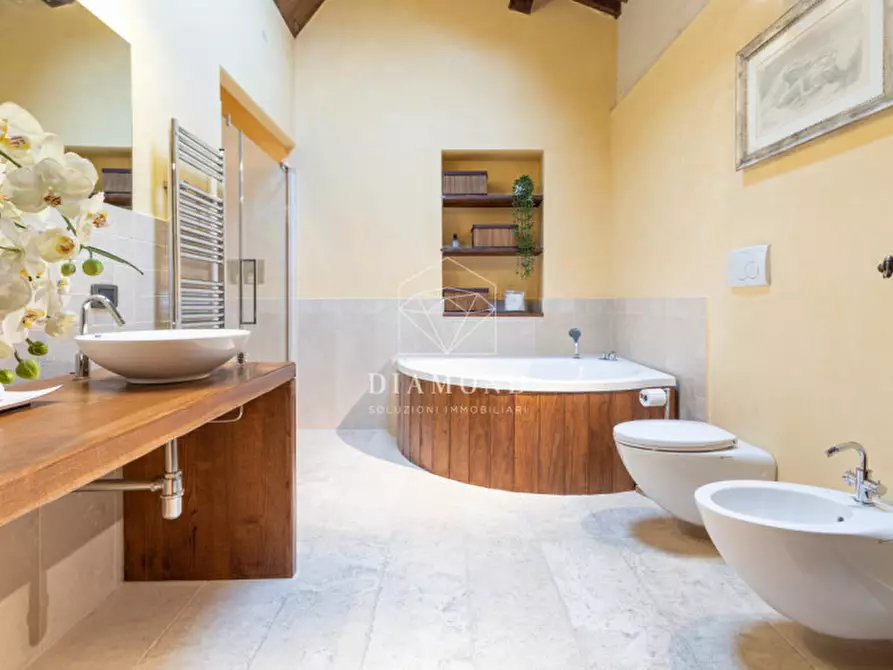 Immagine 49 di Appartamento in vendita  in Viale Bertolini a Montebelluna