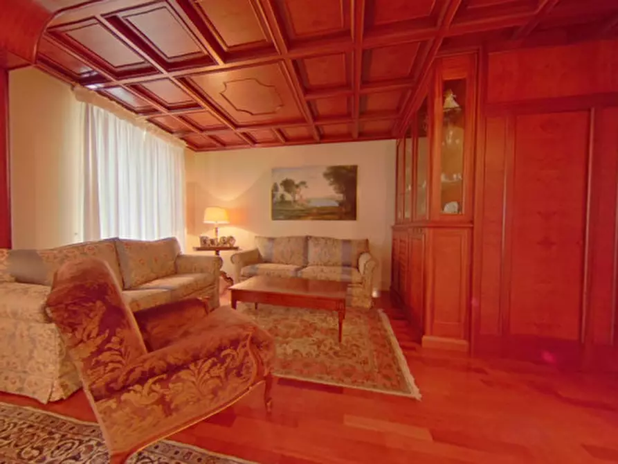 Immagine 5 di Palazzo in vendita  in CRYSA a Fasano