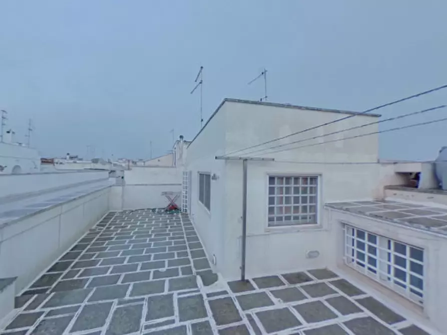 Immagine 32 di Palazzo in vendita  in CRYSA a Fasano