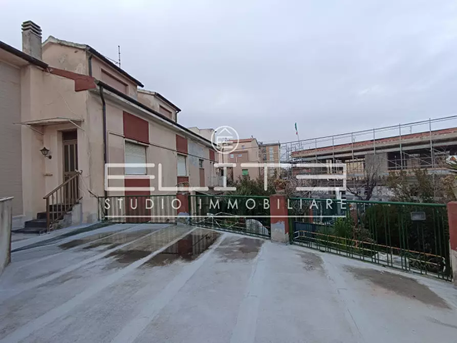 Immagine 7 di Appartamento in vendita  a Falconara Marittima