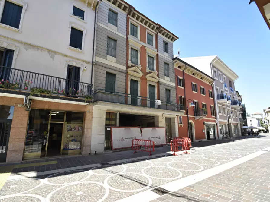 Immagine 2 di Appartamento in vendita  in Corso Mazzini 37 a Bussolengo