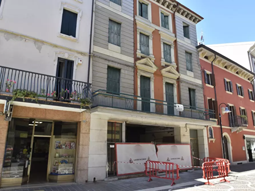 Immagine 3 di Appartamento in vendita  in Corso Mazzini 37 a Bussolengo