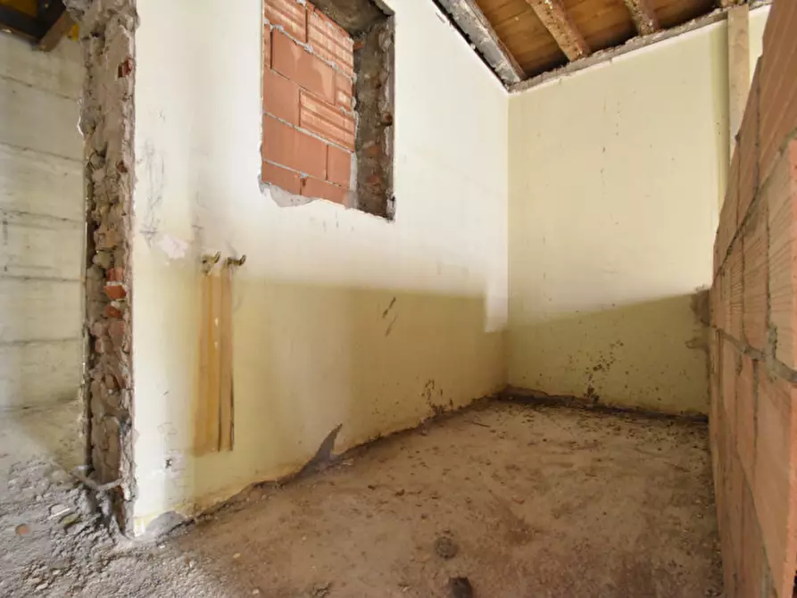 Immagine 13 di Appartamento in vendita  in Corso Mazzini 37 a Bussolengo