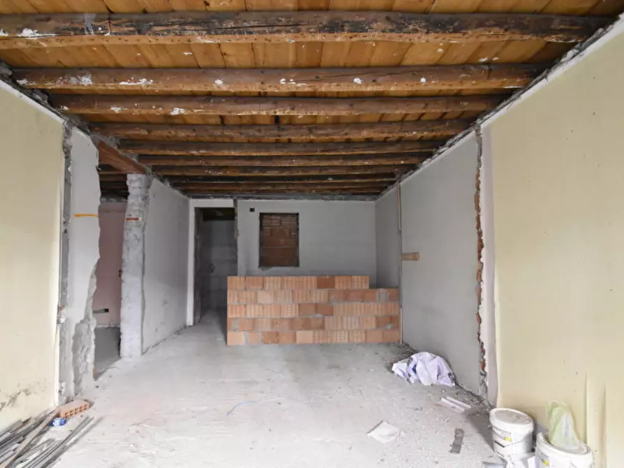 Immagine 18 di Appartamento in vendita  in Corso Mazzini 37 a Bussolengo