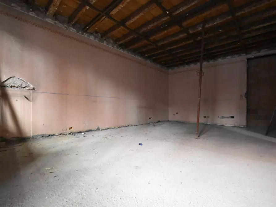 Immagine 21 di Appartamento in vendita  in Corso Mazzini 37 a Bussolengo