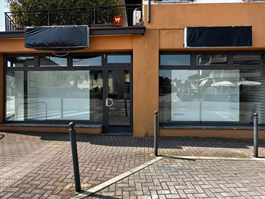 Immagine 7 di Negozio in vendita  in Via Castellana a Martellago