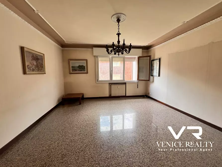 Immagine 7 di Appartamento in vendita  in VIA CANEVE a Venezia
