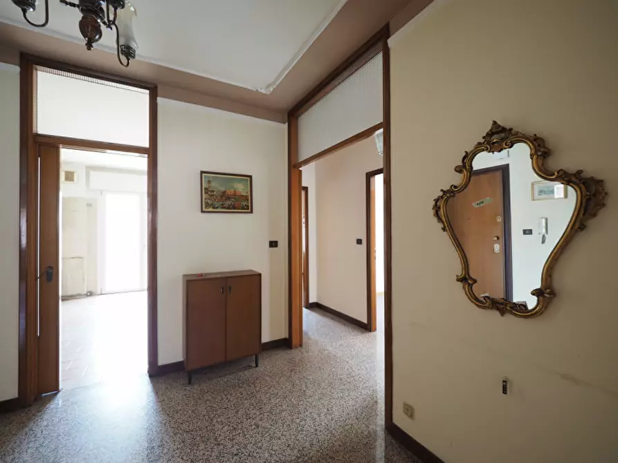 Immagine 18 di Appartamento in vendita  in VIA CANEVE a Venezia