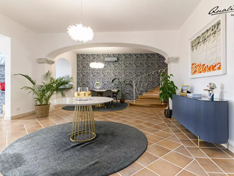 Immagine 6 di Villa in vendita  in VIA COLLE PIGNATTA a Velletri