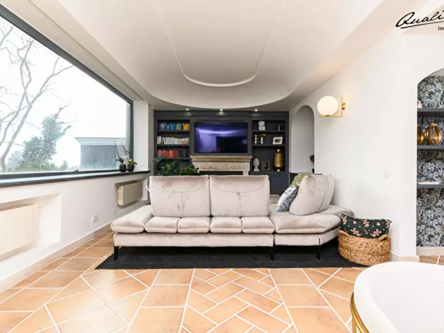 Immagine 7 di Villa in vendita  in VIA COLLE PIGNATTA a Velletri