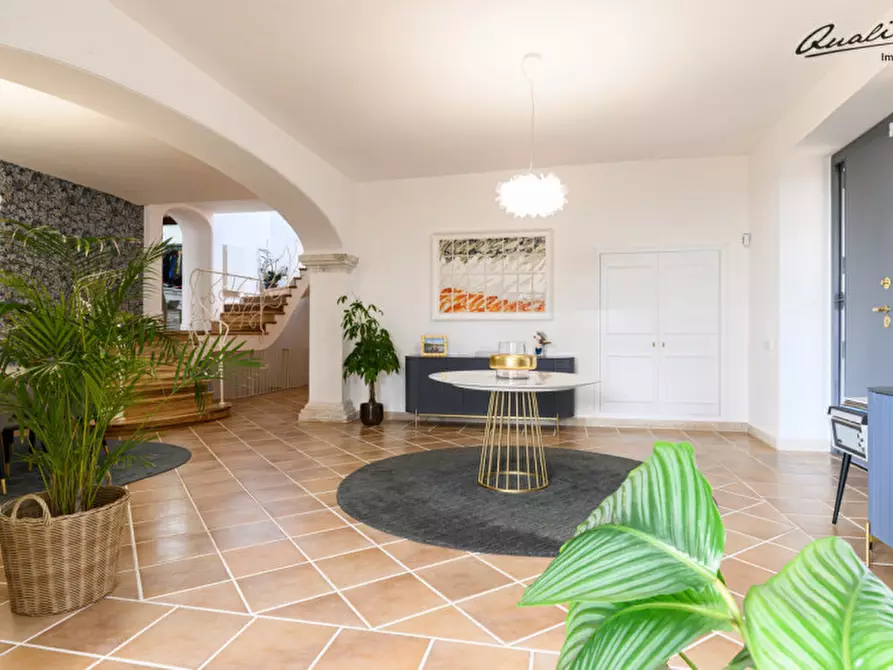 Immagine 10 di Villa in vendita  in VIA COLLE PIGNATTA a Velletri