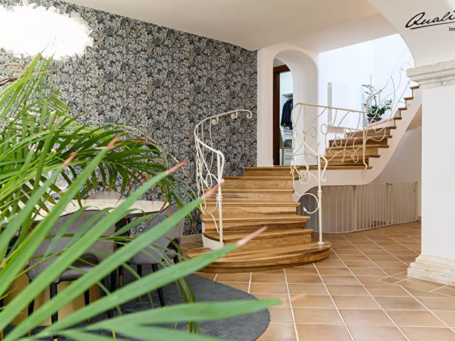 Immagine 11 di Villa in vendita  in VIA COLLE PIGNATTA a Velletri